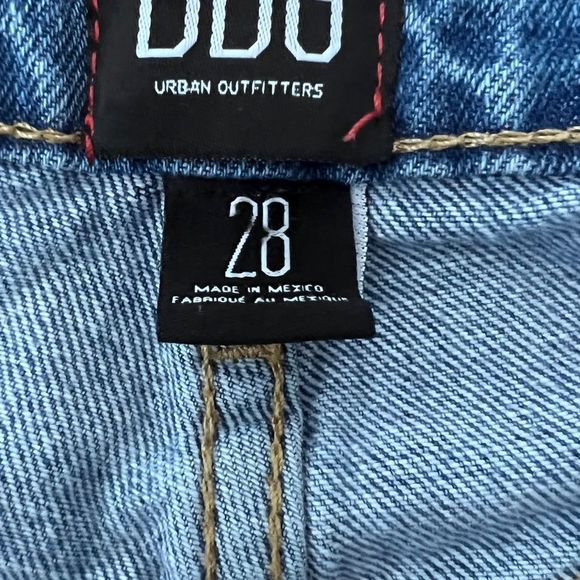 BDG Urban Outfitters Womens Sz 28 Distressed Raw Hem Jeans Button Front Wide Leg - Picture 5 of 9